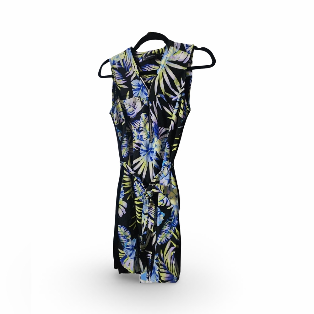 NWOT New York & Company Floral Print Belted Zip Front Dress | Size M